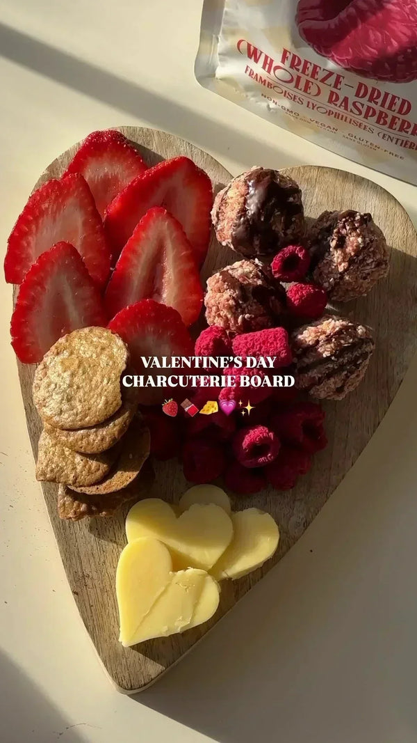 Valentine’s Day Lovers Charcuterie Board